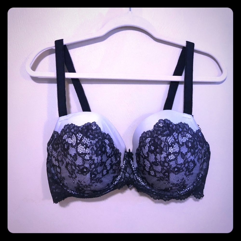 Black and white Victoria’s Secret bra